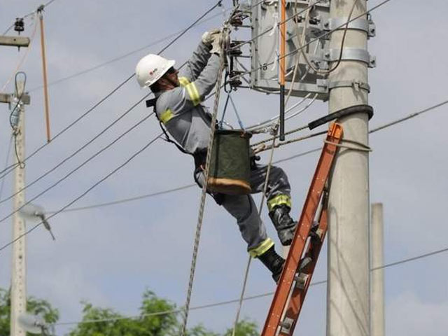 foto_tecpa_engenharia_eletrica_manutencao_postes